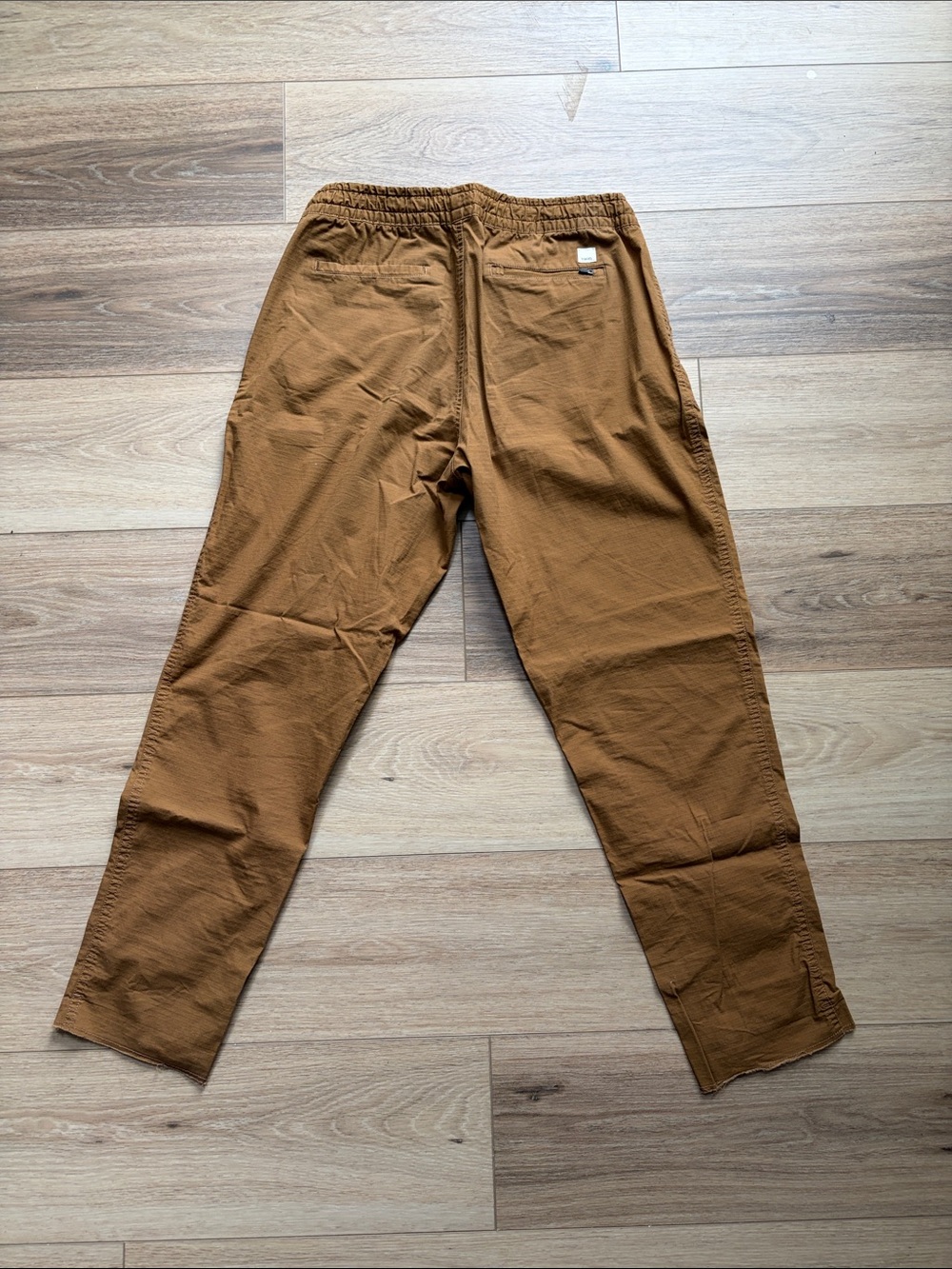 VUORI Men’s Ripstop Traveler Jogger - Picture 5 of 6